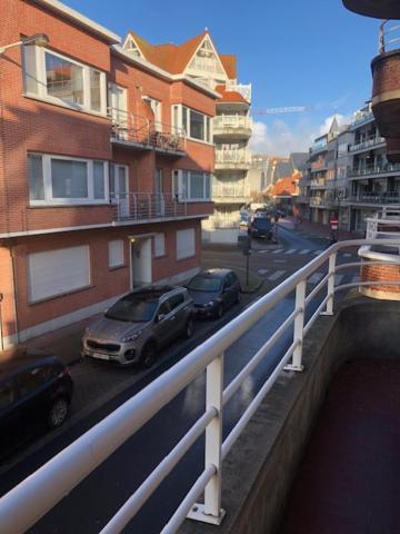 Helios Apartment Knokke-Heist Bagian luar foto